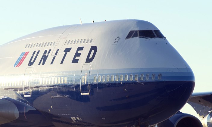 United Airlines článek letadlo