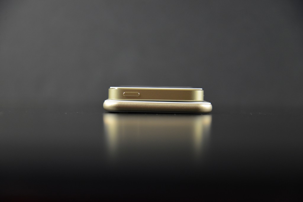 Apple-iPhone-6-Mockup-15