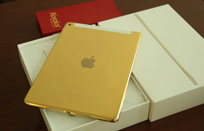 zlatý iPad Air 2