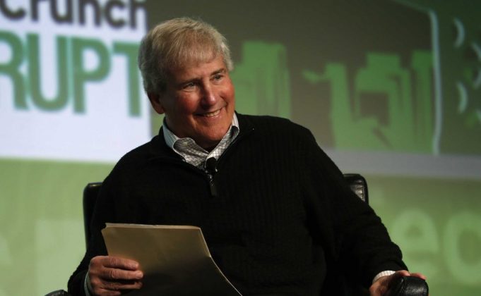 Bill Campbell, dlouholetý důvěrník Steva Jobse, zemřel ve věku 75-ti let
