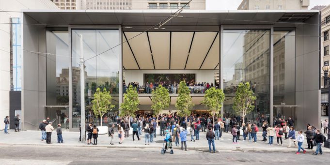 Dokážete si tipnout, kolik stál jeden schod do nového Apple Storu v San Francisku?