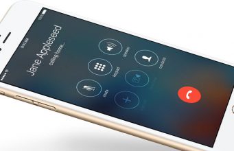 Apple čelí žalobě kvůli tomu, že iPhone umí telefonovat a posílat emaily