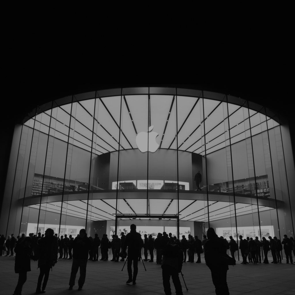 papers.co-aq20-photo-apple-store-event-city-architecture-dark-bw-40-wallpaper-1024x1024