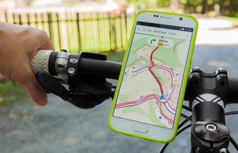 iOS aplikace Mapy.cz dostala hlasovou navigaci