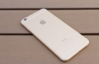 Podle pekingského soudu iPhone 6 okopíroval design čínského telefonu