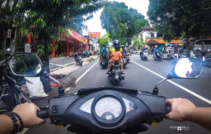 Apple Maps vs. Google Maps na Bali