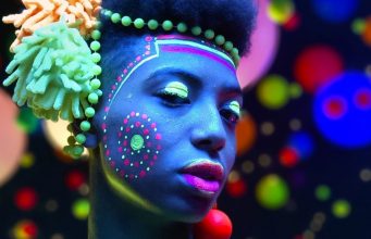 Apple se ve svých reklamách začal zaměřovat na určité části světa