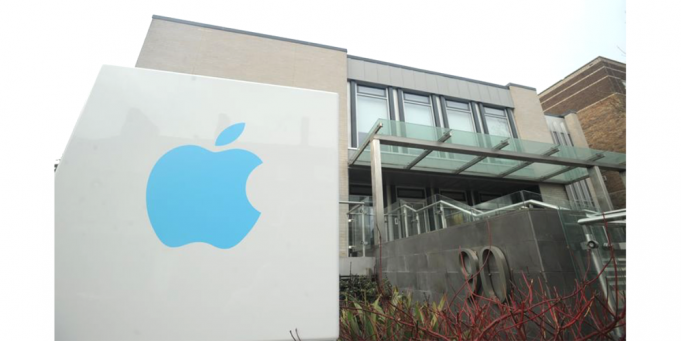 Apple přiznal, že Cambridge je domovem Siri