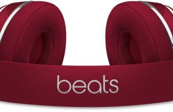 Apple zlevnil sluchátka a reproduktory Beats