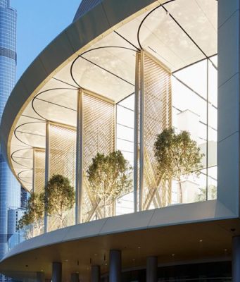Podívejte se na velkolepé otevření Apple Storu v Dubaji