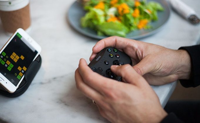 Přenosný herní ovladač Kanex GoPlay pro iPhone, iPad, Apple TV jde do prodeje