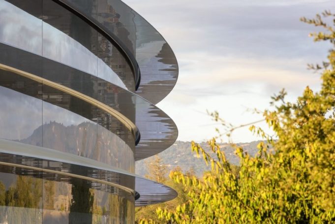 Apple získá pravděpodobně povolení pro všechny části Apple Park do března