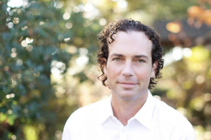 Apple najal inženýra Michaela Abbota, jakou bude mít roli ve firmě?