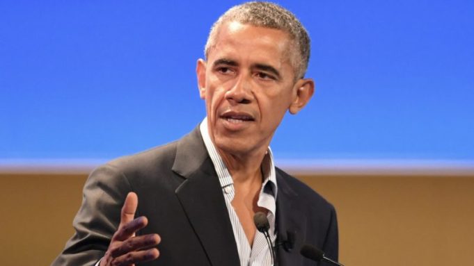 Apple se údajně zajímá o seriál s Obamou, pokud Netflix nedokáže posoudit obsah s bývalým prezidentem