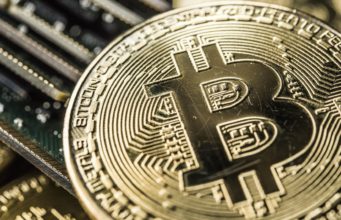 Bitmain míří na burzu, akcie bitcouinů klesají