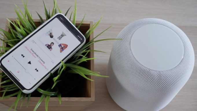 HomePod se neprodává tak, jak Apple původně očekával