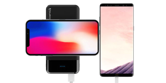 Tato powerbanka dokáže nabíjet až tři zařízení současně!