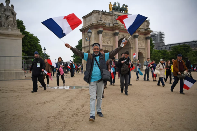 Muž přišel o doménu France.com, zabavila mu jej francouzská vláda