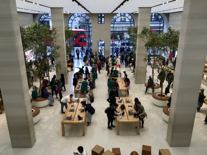 Navštívili jsme Apple Store v Regent Street!