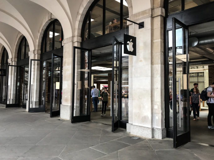 Navštívili jsme Apple Store v Covent Garden!