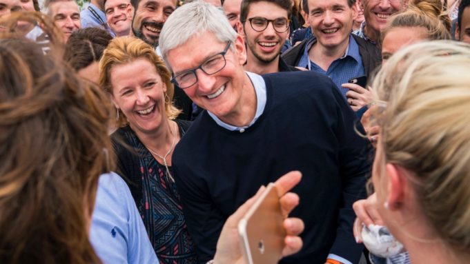Tim Cook navštívil na svých cestách Irsko