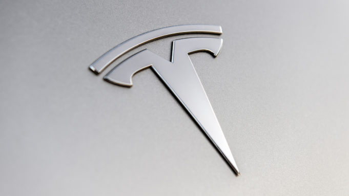 TeslaNovinky.cz – Tesla představila nový systém, který nazývá aktivní navigační funkce