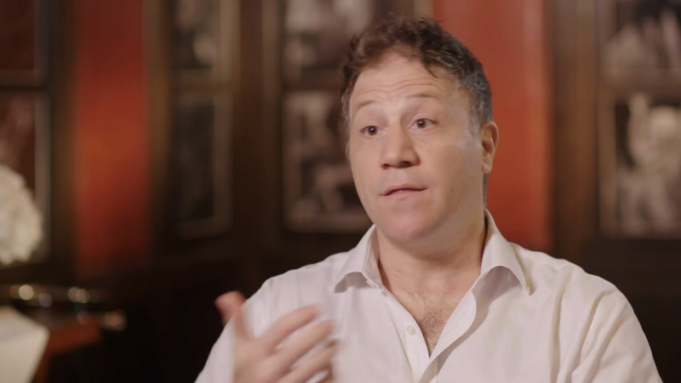 Apple navázal spolupráci s BBC Films, Joe Oppenheimer je jablečný zaměstnanec