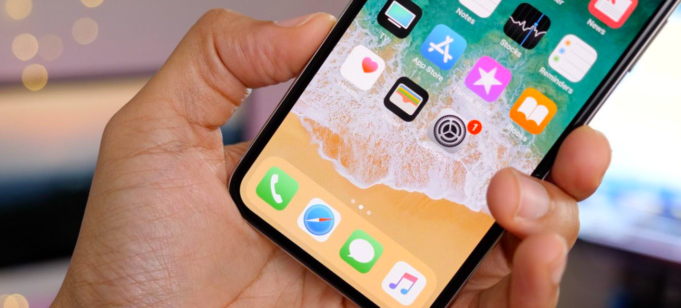 Nový 6,1-palcový iPhone bude obsahovat displej Full Active LCD od Japan Display