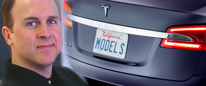 Doug Field se po odchodu z Tesly vrátil k Apple