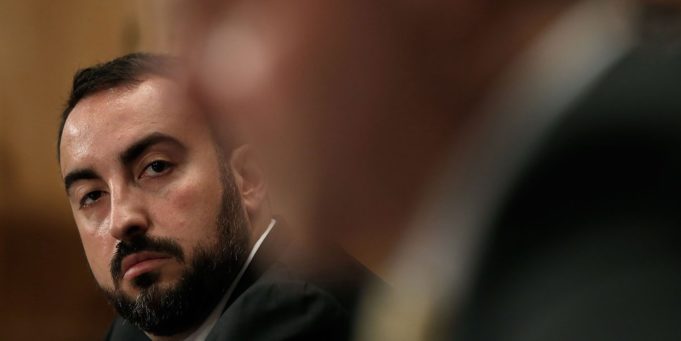 Bývalý bezpečnostní ředitel Facebooku řekl, že volby nelze zachránit před cizím zásahem