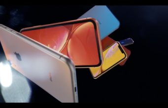 Stáhněte si 12 nových tapet, které se objeví v iPhone Xr
