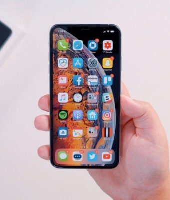Kryty prodávané na iPhone X, nemusejí dokonale sedět na iPhone XS!