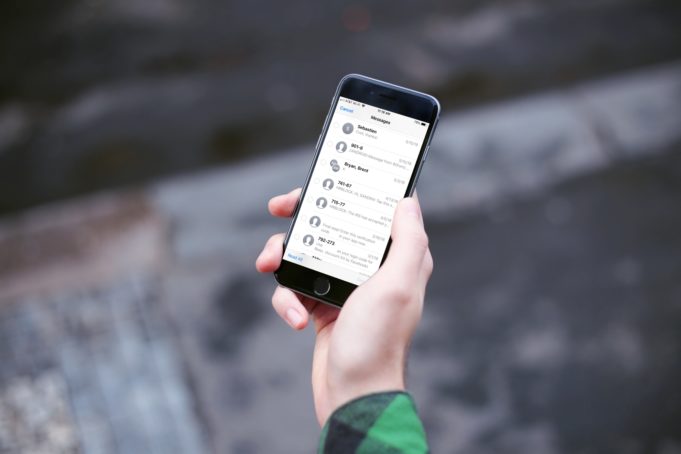 Návod – Jak označit všechny konverzace jako přečtené v iPhonu nebo iPadu