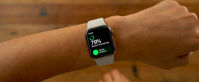 Apple vydal aktualizaci watchOS 5.1.1, která opravuje problém zamrzlých Apple Watch