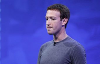 Mark Zuckerberg plánuje spojit tři odlišné služby pro zasílání zpráv, aby byly navzájem kompatibilní