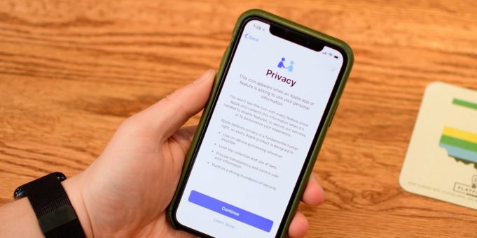 Jak firmy chrání soukromí? Průzkum: Apple, Tesla, Facebook, Google, Microsoft