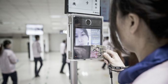 Výnosy největšího dodavatele Apple Foxconn za prosinec klesly o 8%