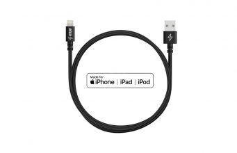 Alza začala prodávat vlastní kabely pro iPhone a iPad