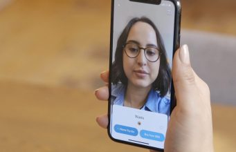 Aplikace Glasses by Warby Parker obdržela aktualizaci, která nabízí jednu velmi užitečnou funkci