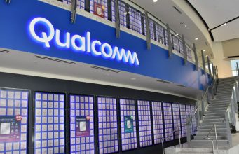 Qualcomm by musel vyřešit spor s Apple, teprve poté by se mohl stát dodavatelem 5G čipů pro iPhone