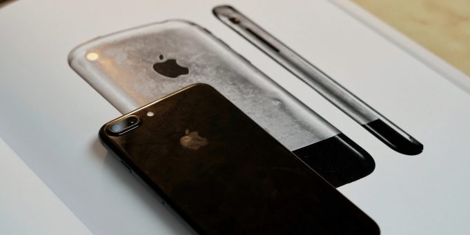 Od Apple odešel Jony Ive s dalšími dvaceti veterány týmu průmyslového designu