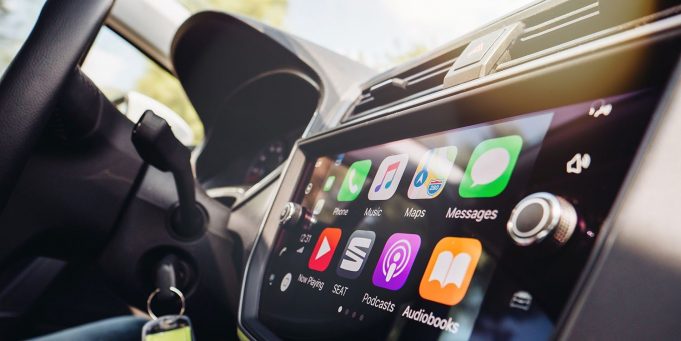 Porsche uvádí na trh CarPlay Radio pro klasické Porsche