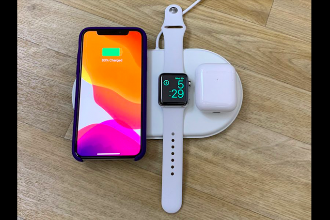 Představujeme bezdrátovou podložku AirUnleashed, která je velmi podobná AirPower