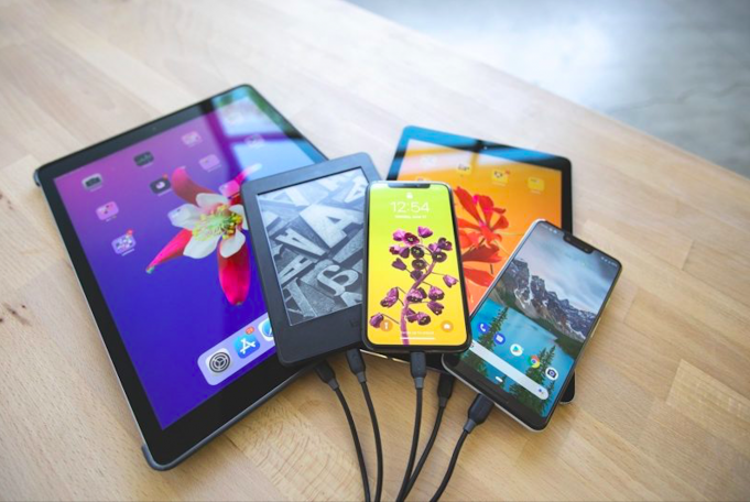 Elevation Lab vydal FamilyCharger, který vám umožní nabíjet všechna vaše zařízení