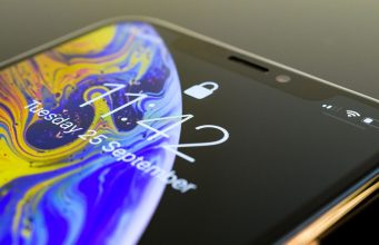 Displej iPhone 11 bude vyroben ze stejných materiálů jako displej v Samsung Galaxy S10