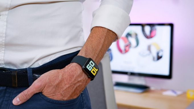 Apple Watch Series 5 – UNBOXING A PRVNÍ POCITY