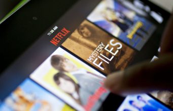Návod – Jak povolit/zakázat titulky v aplikaci Netflix na iPhonu, iPadu, Apple TV