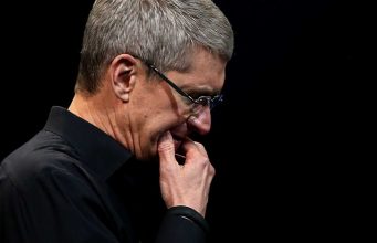 Apple čelí kritice za smazání protestní aplikace