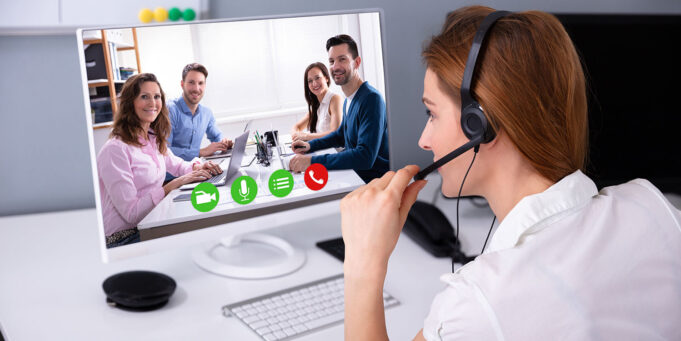 Apple získal patent na AR sluchátka, díky kterým poznáte, kdo odkud hovoří