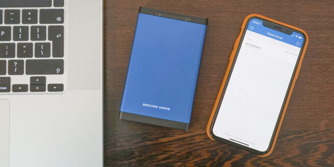 SecureDrive BT – bezpečný externí disk, který lze odemknout pomocí iPhonu